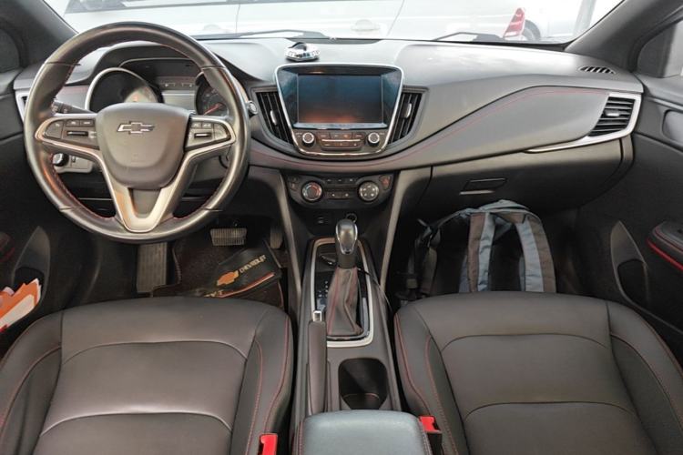 Used Chevrolet Monza 2019 RS 330T Automatic Comfort Edition China VI Standard Center Console