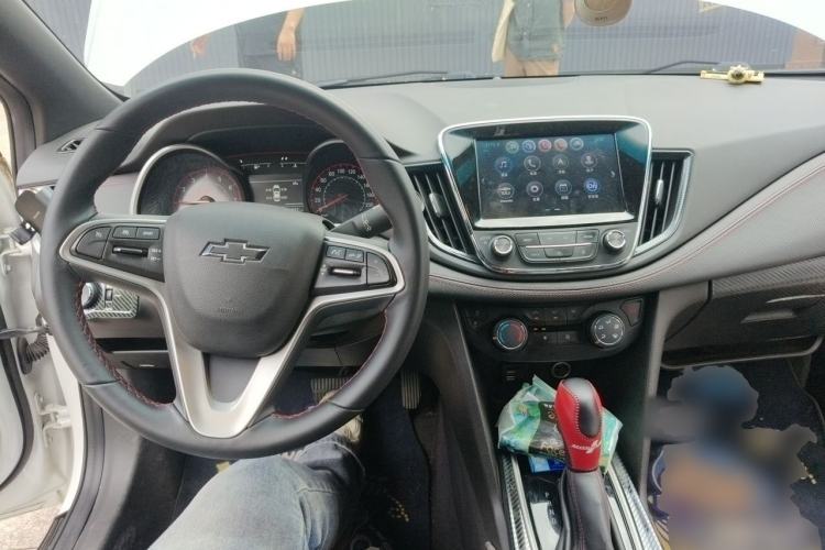 Used Chevrolet Monza 2019 RS 330T Automatic Comfort Edition China VI Standard Center Console