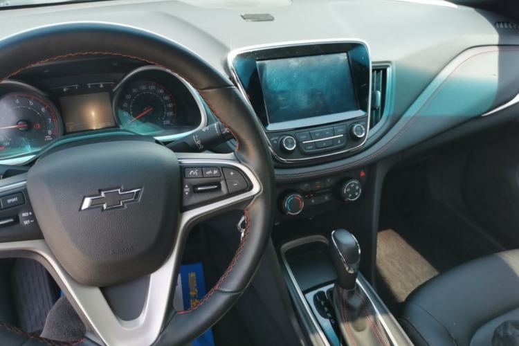 Used Chevrolet Monza 2019 RS 330T Automatic Comfort Edition China VI Standard Center Console