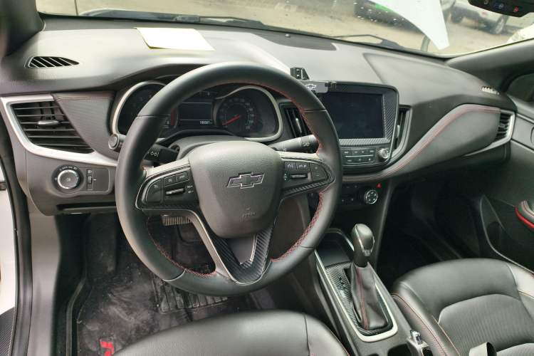 Used Chevrolet Monza 2019 RS 330T Automatic Comfort Edition China VI Standard Center Console