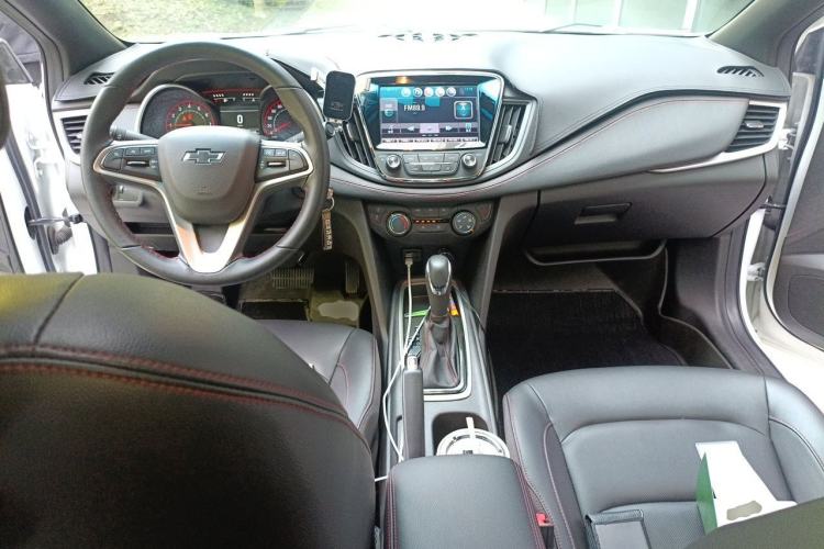 Used Chevrolet Monza 2019 RS 330T Automatic Comfort Edition China VI Standard Center Console
