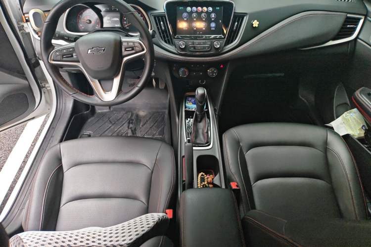 Used Chevrolet Monza 2019 RS 330T Automatic Comfort Edition China VI Standard Center Console