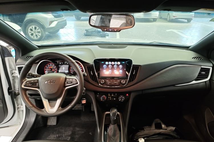 Used Chevrolet Monza 2019 RS 330T Automatic Comfort Edition China VI Standard Center Console