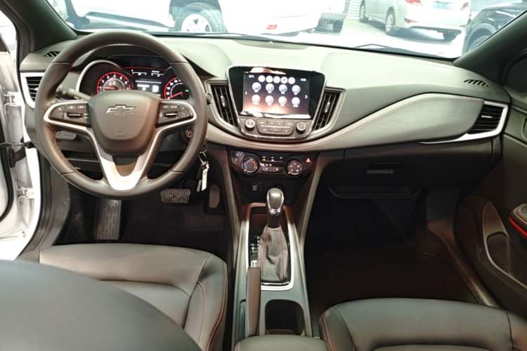 Used Chevrolet Monza 2019 RS 330T Automatic Comfort Edition China VI Standard Center Console