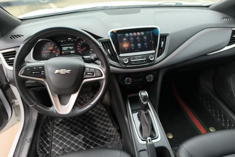 Used Chevrolet Monza 2019 RS 330T Automatic Comfort Edition China VI Standard Center Console