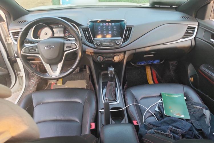 Used Chevrolet Monza 2019 RS 330T Automatic Comfort Edition China VI Standard Center Console