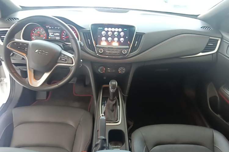 Used Chevrolet Monza 2019 RS 330T Automatic Comfort Edition China VI Standard Center Console