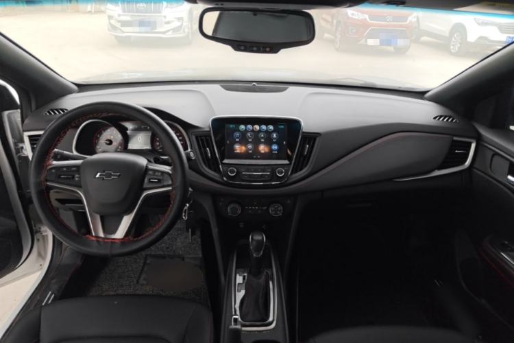 Used Chevrolet Monza 2019 RS 330T Automatic Comfort Edition China VI Standard Center Console