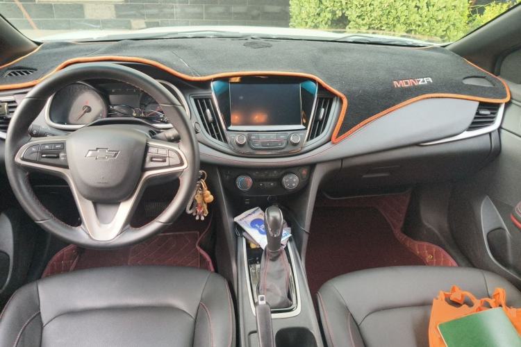 Used Chevrolet Monza 2019 RS 330T Automatic Comfort Edition China VI Standard Center Console