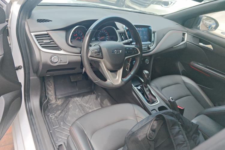 Used Chevrolet Monza 2019 RS 330T Automatic Comfort Edition China VI Standard Center Console