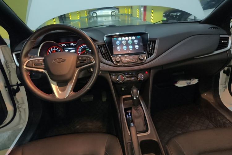 Used Chevrolet Monza 2019 RS 330T Automatic Comfort Edition China VI Standard Center Console