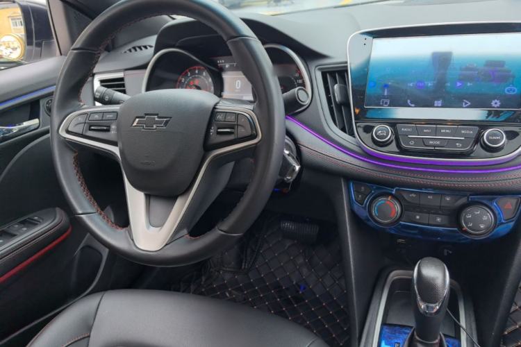 Used Chevrolet Monza 2019 RS 330T Automatic Comfort Edition China VI Standard Center Console