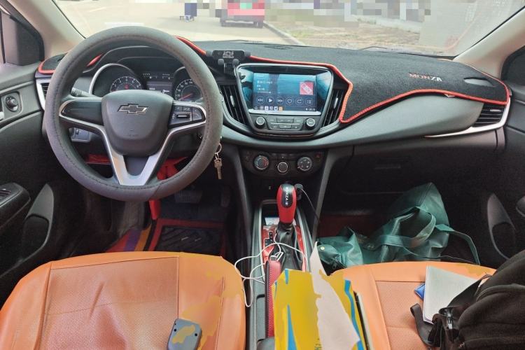 Used Chevrolet Monza 2019 Redline 320T Dual-Clutch Joyful Edition China VI Standard Center Console