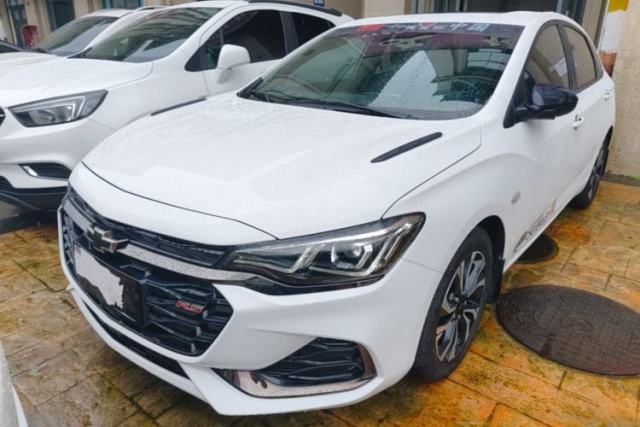 Ojetý Chevrolet Monza 2019 RS 330T Automatic Comfort Edition China VI Standard