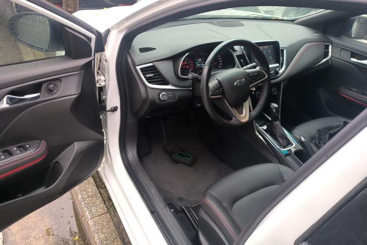 Used Chevrolet Monza 2019 RS 330T Automatic Comfort Edition China VI Standard Driver Seat