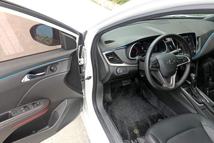 Used Chevrolet Monza 2019 RS 330T Automatic Comfort Edition China VI Standard Driver Seat