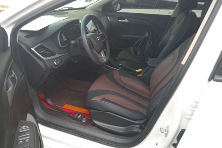 Used Chevrolet Monza 2019 Redline 320T Dual-Clutch Joyful Edition China VI Standard Driver Seat