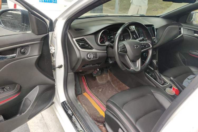 Used Chevrolet Monza 2019 RS 330T Automatic Comfort Edition China VI Standard Driver Seat