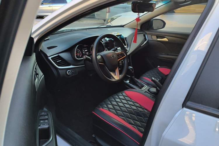 Used Chevrolet Monza 2019 Redline 320T Dual-Clutch Joyful Edition China VI Standard Driver Seat