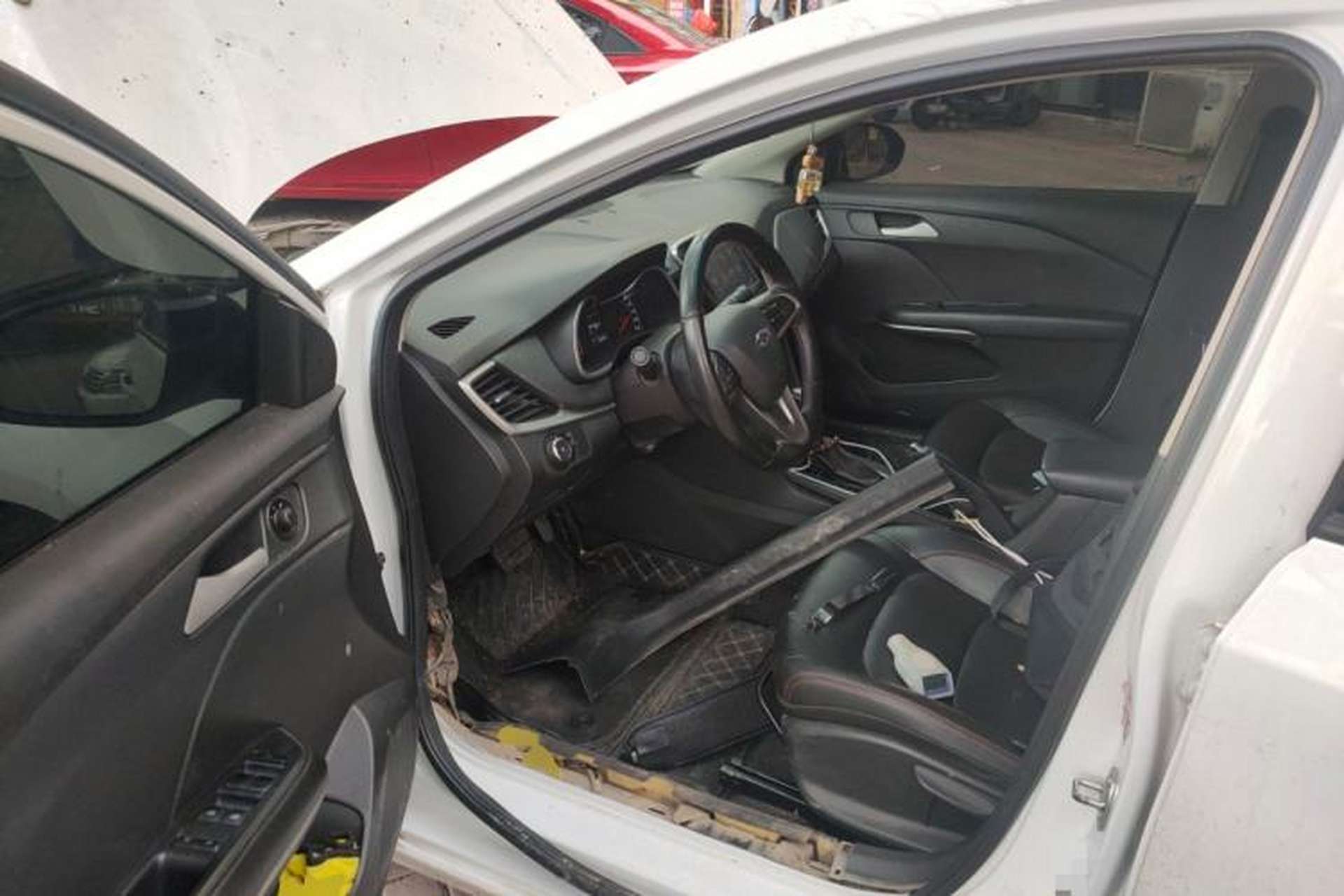 Used Chevrolet Monza 2019 Redline 320T Dual-Clutch Sporty Version China VI Standard Driver Seat