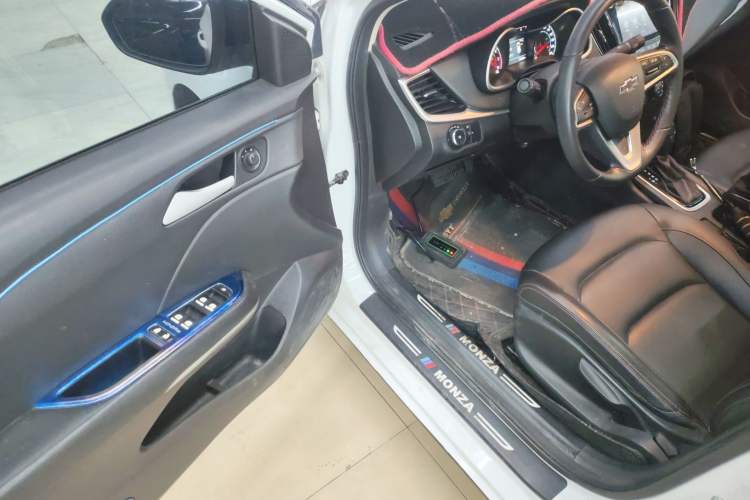 Used Chevrolet Monza 2019 Redline 320T Dual-Clutch Sporty Version China VI Standard Driver Seat
