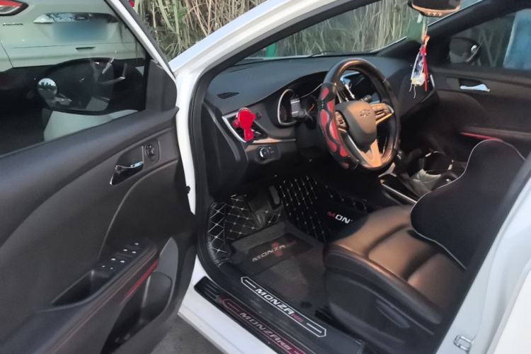 Used Chevrolet Monza 2019 RS 330T Automatic Comfort Edition China VI Standard Driver Seat