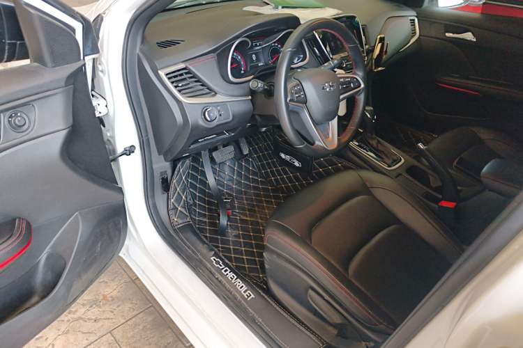 Used Chevrolet Monza 2019 RS 330T Automatic Comfort Edition China VI Standard Driver Seat