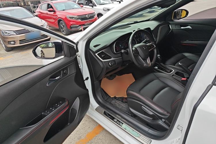 Used Chevrolet Monza 2019 RS 330T Automatic Comfort Edition China VI Standard Driver Seat