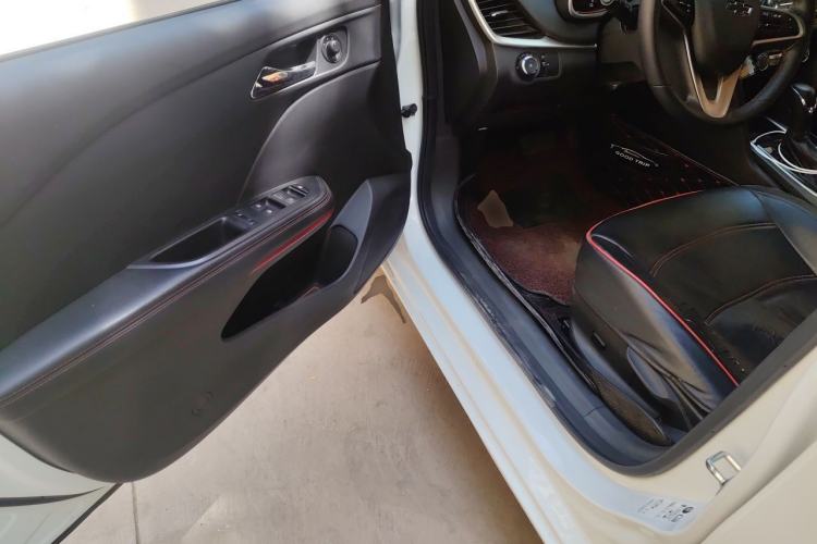 Used Chevrolet Monza 2019 RS 330T Automatic Sporty Edition China VI Standard Driver Seat
