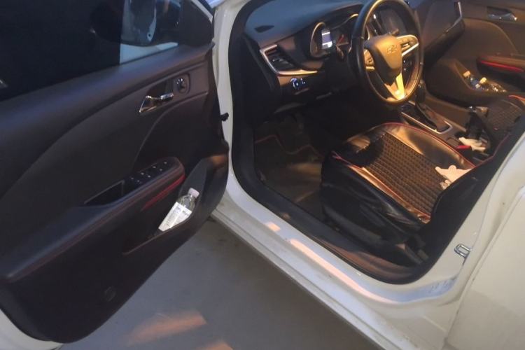 Used Chevrolet Monza 2019 RS 330T Automatic Comfort Edition China VI Standard Driver Seat