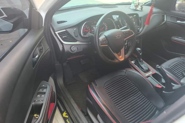 Used Chevrolet Monza 2019 RS 330T Automatic Comfort Edition China VI Standard Driver Seat