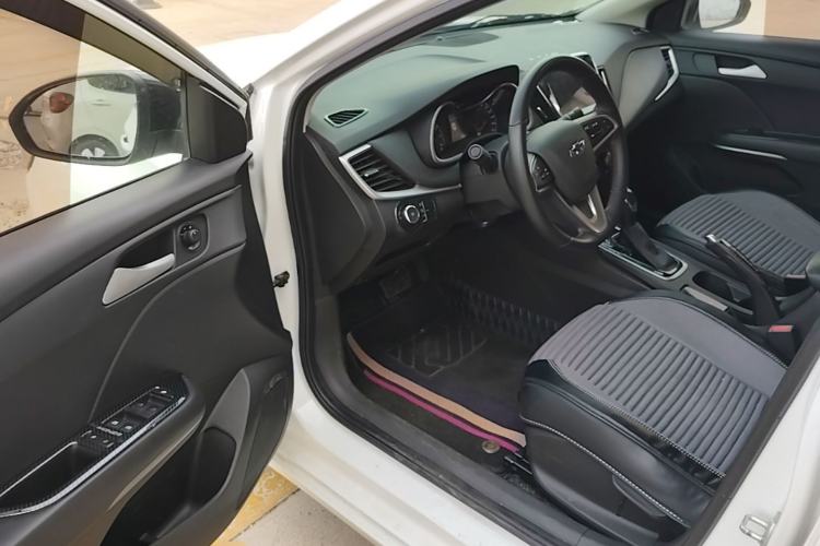 Used Chevrolet Monza 2019 Redline 320T Dual-Clutch Sporty Version China VI Standard Driver Seat