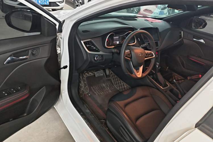 Used Chevrolet Monza 2019 RS 330T Automatic Comfort Edition China VI Standard Driver Seat
