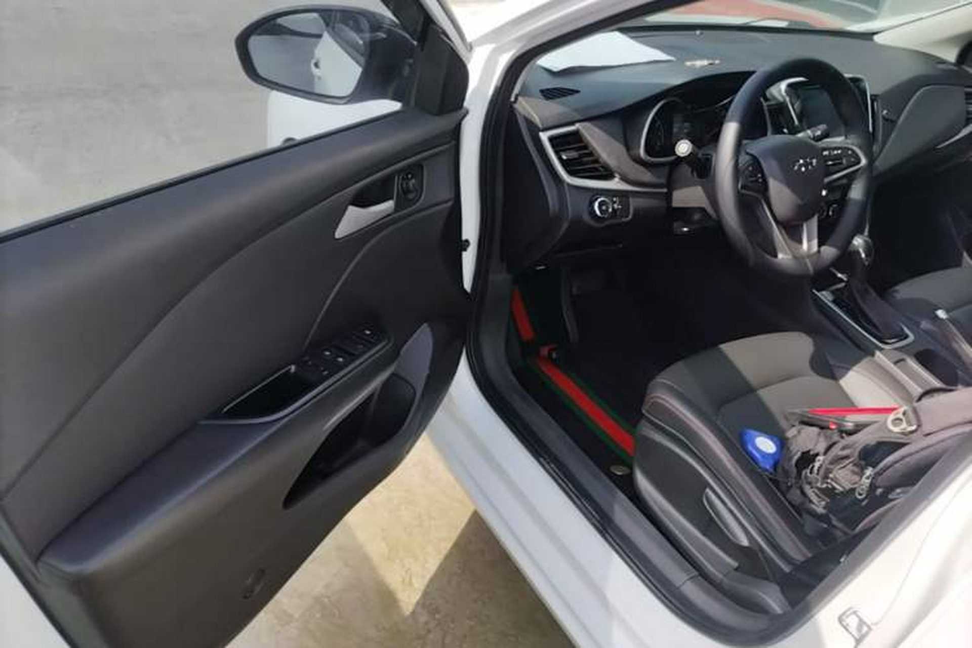 Used Chevrolet Monza 2019 Redline 320T Dual-Clutch Sporty Version China VI Standard Driver Seat