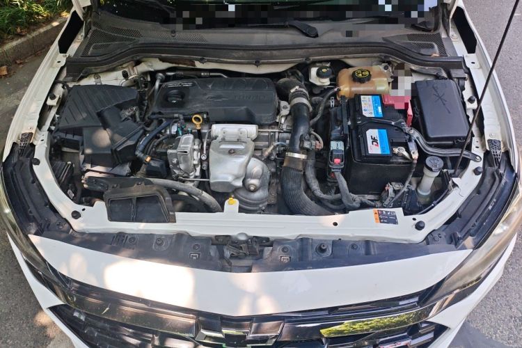 Used Chevrolet Monza 2019 RS 330T Automatic Comfort Edition China VI Standard Engine Bay