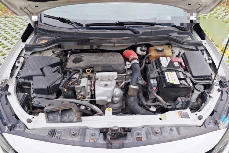 Used Chevrolet Monza 2019 RS 330T Automatic Comfort Edition China VI Standard Engine Bay