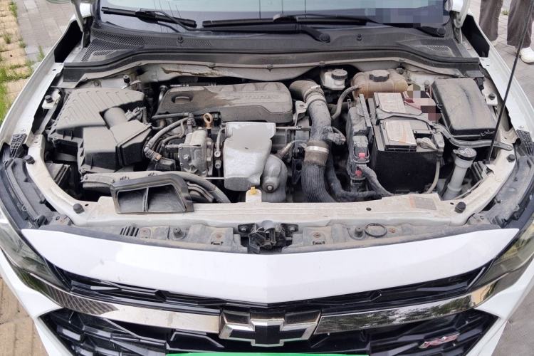 Used Chevrolet Monza 2019 RS 330T Automatic Comfort Edition China VI Standard Engine Bay
