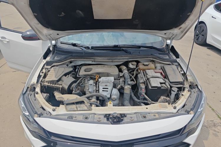 Used Chevrolet Monza 2019 Redline 320T Dual-Clutch Joyful Edition China VI Standard Engine Bay