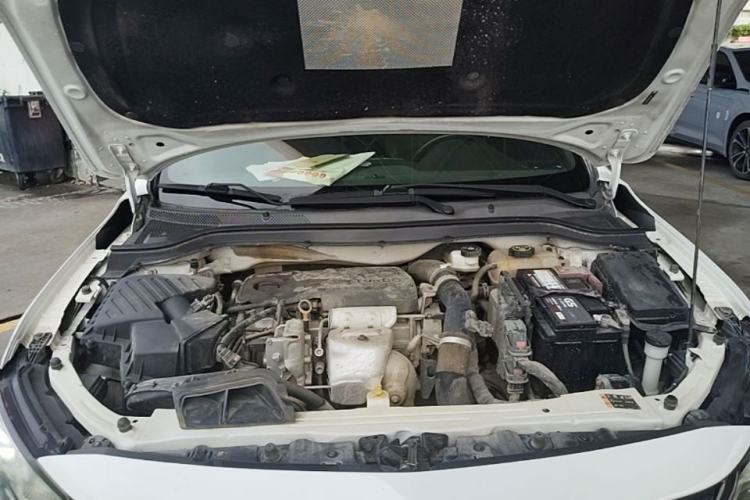 Used Chevrolet Monza 2019 RS 330T Automatic Comfort Edition China VI Standard Engine Bay