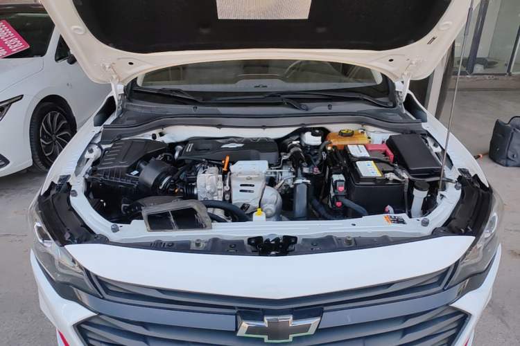 Used Chevrolet Monza 2019 Redline 320T Dual-Clutch Joyful Edition China VI Standard Engine Bay