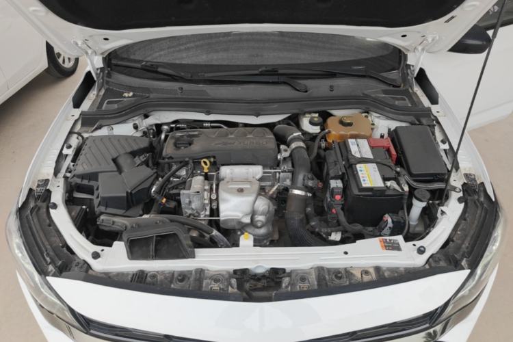 Used Chevrolet Monza 2019 RS 330T Automatic Comfort Edition China VI Standard Engine Bay