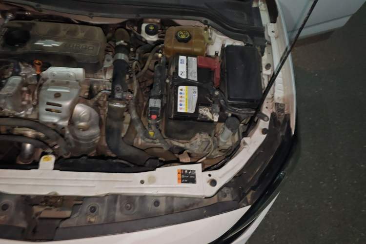 Used Chevrolet Monza 2019 Redline 320T Dual-Clutch Joyful Edition China VI Standard Engine Bay Left