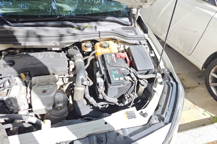 Used Chevrolet Monza 2019 RS 330T Automatic Comfort Edition China VI Standard Engine Bay Left