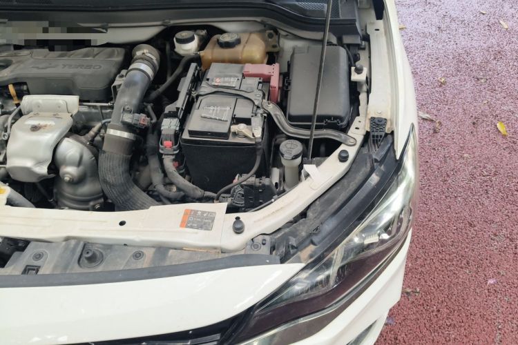 Used Chevrolet Monza 2019 RS 330T Automatic Comfort Edition China VI Standard Engine Bay Left