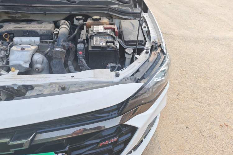 Used Chevrolet Monza 2019 RS 330T Automatic Comfort Edition China VI Standard Engine Bay Left
