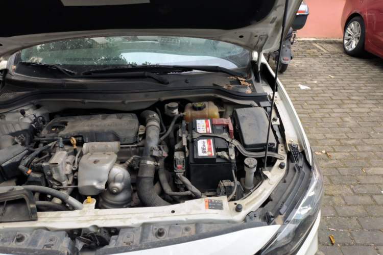 Used Chevrolet Monza 2019 RS 330T Automatic Comfort Edition China VI Standard Engine Bay Left