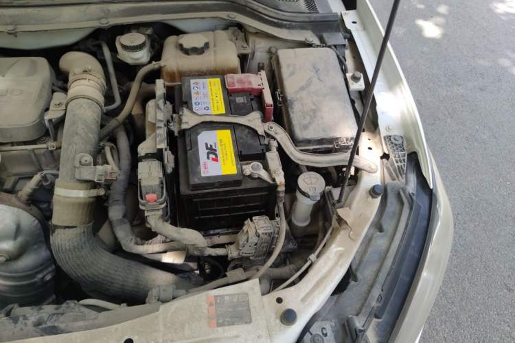 Used Chevrolet Monza 2019 RS 330T Automatic Comfort Edition China VI Standard Engine Bay Left