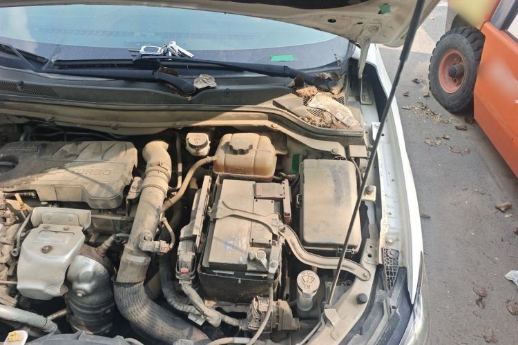 Used Chevrolet Monza 2019 RS 330T Automatic Comfort Edition China VI Standard Engine Bay Left