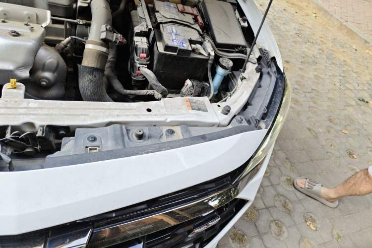 Used Chevrolet Monza 2019 RS 330T Automatic Comfort Edition China VI Standard Engine Bay Left