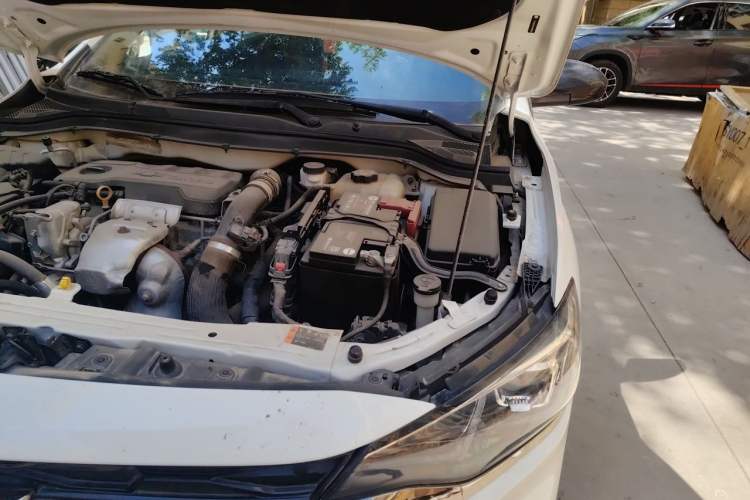 Used Chevrolet Monza 2019 RS 330T Automatic Sporty Edition China VI Standard Engine Bay Left